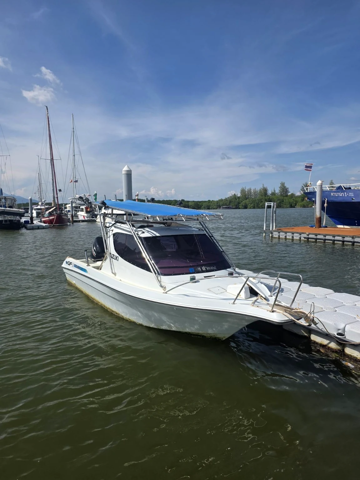View the GF21 from the bow at the marina